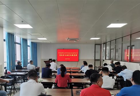 D:/肖景豐資料/新聞稿/農(nóng)機(jī)所李普旺所長(zhǎng)、馮朝陽(yáng)書記為全所職工講黨紀(jì)專題黨課/4.jpg4